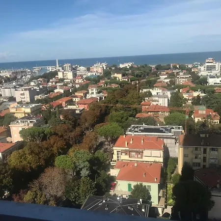 Morning On The Sea * 里米尼